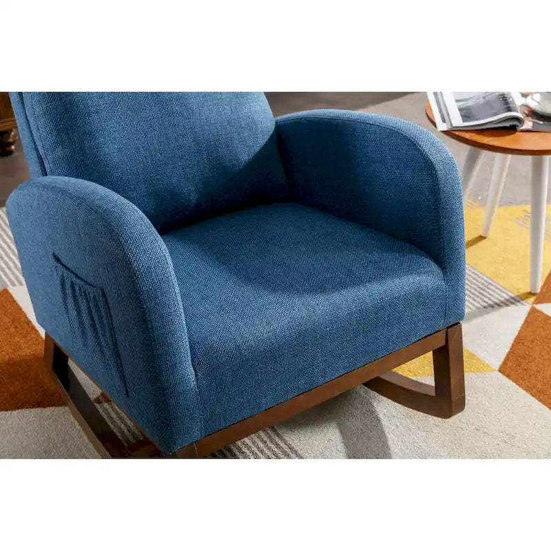 Sedia a dondolo imbottita da 27" con gambe in legno e tasche laterali