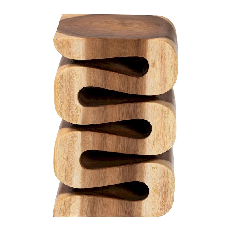 Tavolino Intagliato a Mano in Legno di Suar con Design Scultoreo a Traforo